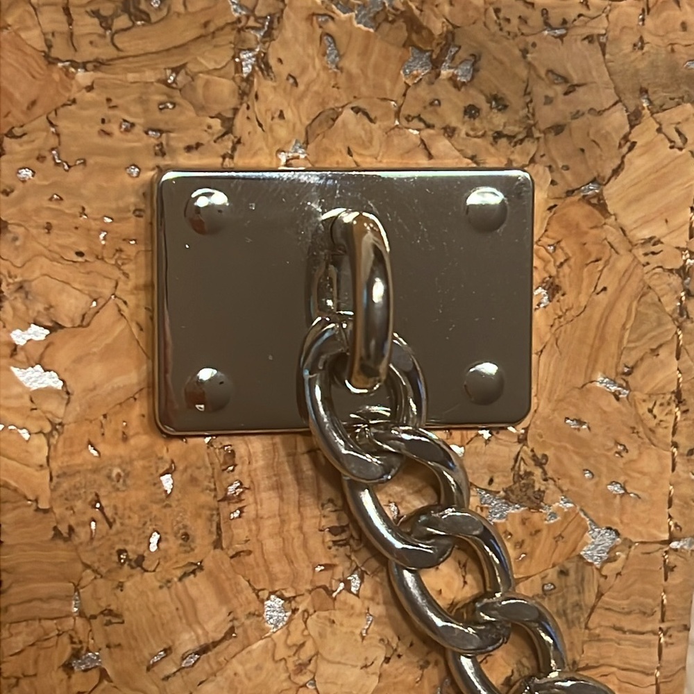 SONDRA ROBERTS Desquared Wristlet - Picture 7 of 13